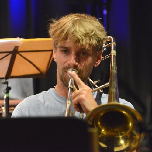 Bild für Beitrag: Fuchsthone Orchestra in der Düsseldorfer Jazzschmiede | „Morgen klingen wir schon wieder ganz anders!“