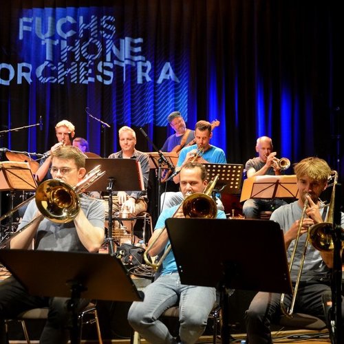 Bild für Beitrag: Fuchsthone Orchestra in der Düsseldorfer Jazzschmiede | „Morgen klingen wir schon wieder ganz anders!“