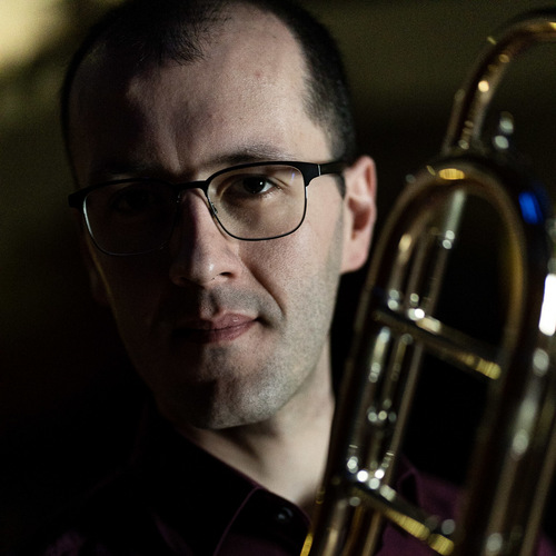 Bild für Beitrag: Grenzüberschreiter aus dem Ruhrgebiet | Ein Interview mit dem Posaunen-Erneuerer Rocco Rescigno