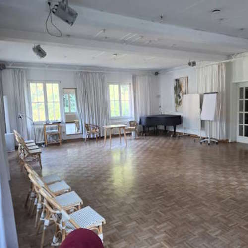 Bild für Beitrag: Ein Geheimtipp für Klangabenteurer | Ensemble für freie Musik gastiert in der Wilden Rose