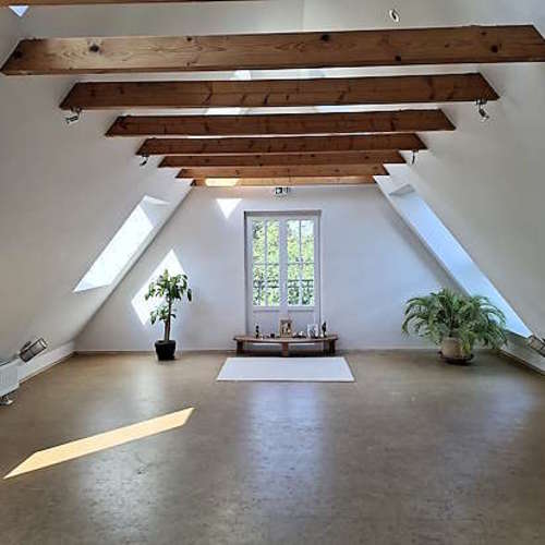 Bild für Beitrag: Ein Geheimtipp für Klangabenteurer | Ensemble für freie Musik gastiert in der Wilden Rose