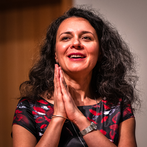 Bild für Beitrag: Das Schöne weiter erhalten | Interview mit der ukrainischen Jazzpianistin Alexandra Hanke