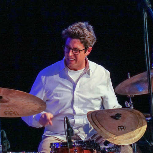 Bild für Beitrag: Weltklasse in organischer Architektur | Triosence bot in der Scharounaula vollendeten Hörgenuss