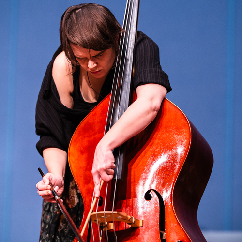 Bild für Beitrag: Lebendiger Raum fürs Experimentieren | „Klangbilder“ zelebrierte die Magie der Improvisation