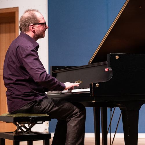 Bild für Beitrag: Lebendiger Raum fürs Experimentieren | „Klangbilder“ zelebrierte die Magie der Improvisation