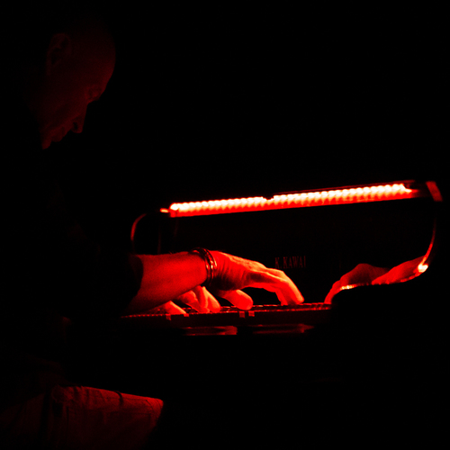 Bild für Beitrag: Kunst hören, Musik sehen | Eine synästhetische Reise im Bochumer Planetarium