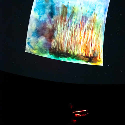 Bild für Beitrag: Kunst hören, Musik sehen | Eine synästhetische Reise im Bochumer Planetarium