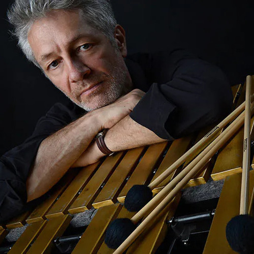 Bild für Beitrag: Zuhause ist da, wo die Musik ist | Ein Interview mit Stefan Bauer vor der großen Tour