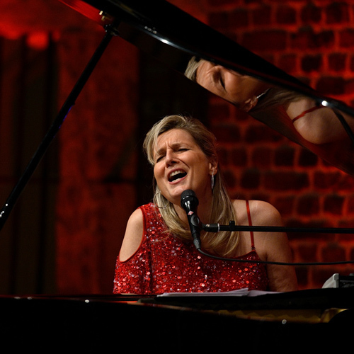 Bild für Beitrag: Swinging Sonnets | Caroll Vanwelden Trio begeisterte bei FineArtJazz