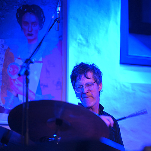 Bild für Beitrag: Singen, Tanzen, Leben und Tod | Helge Lien Trio & Tore Brunborg auf Burg Vischering