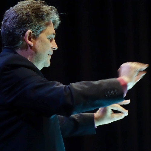 Bild für Beitrag: WDR Bigband meets Hanno Busch meets Anna Luca | Ein großer Abend mit Aufbruchscharakter