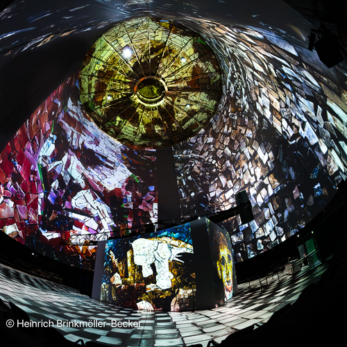 Bild für Beitrag: Kunst aus kleinen Steinen, großer Raumklang | Acoustic String Trio improvisiert im Industriedenkmal
