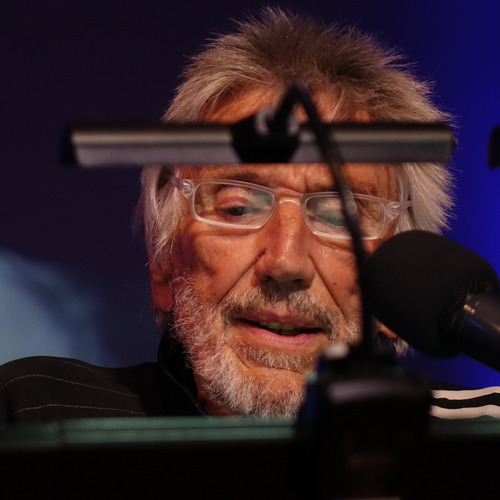 Bild für Beitrag: Das Leben als Improvisation begreifen | Diese Hommage an Miles Davis markiert eine Haltung