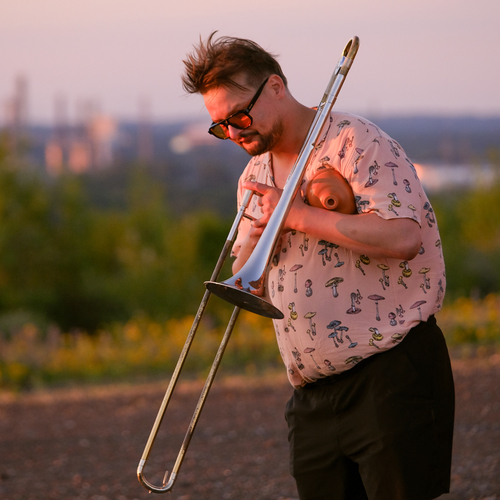 Bild für Beitrag: Soundtrack zum Sonnenuntergang | The Dorf verwandelte eine Halde in einen besonderen Ort