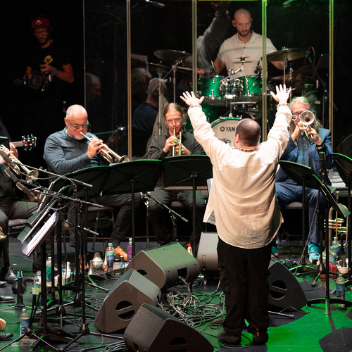 Bild für Beitrag: JAZZ IN DAUERROTATION | Ein Bericht vom Outreach Festival in Tirol