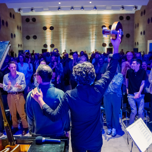 Bild für Beitrag: Der Zauber des Augenblicks | Avi Avital & Omer Klein begeisterten beim Shalom Festival