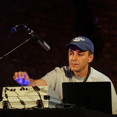 Bild für Beitrag: Freier Eintritt, keine Abstriche | Mit dem Open Campus wurde die Cologne Jazzweek eröffnet