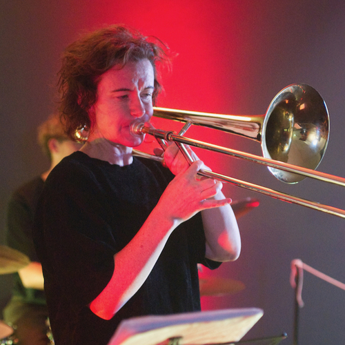 Bild für Beitrag: Debüt zum Abschied | Shannon Barnetts „Human“ krönte die letzte Sparda Jazz Lounge
